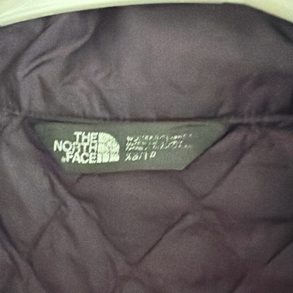 The North Face Women's Red Ski Jacket - Picture 2 of 4